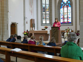 Vorstellung der Kommunionkinder in St. Crescentius (Foto: Karl-Franz Thiede)